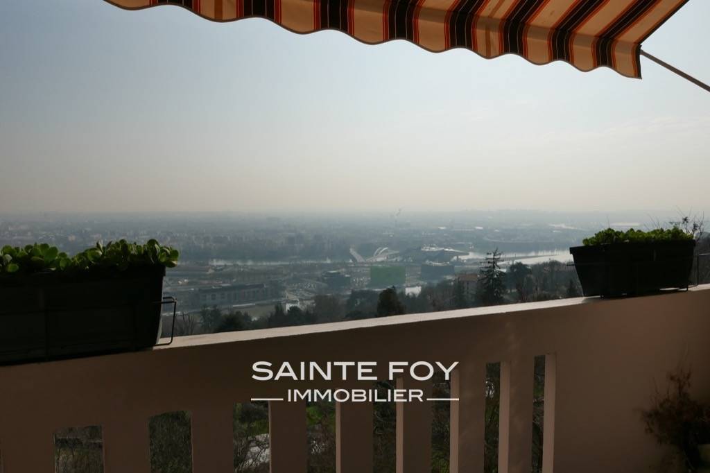 13557 image1 - Sainte Foy Immobilier - Ce sont des agences immobilières dans l'Ouest Lyonnais spécialisées dans la location de maison ou d'appartement et la vente de propriété de prestige.