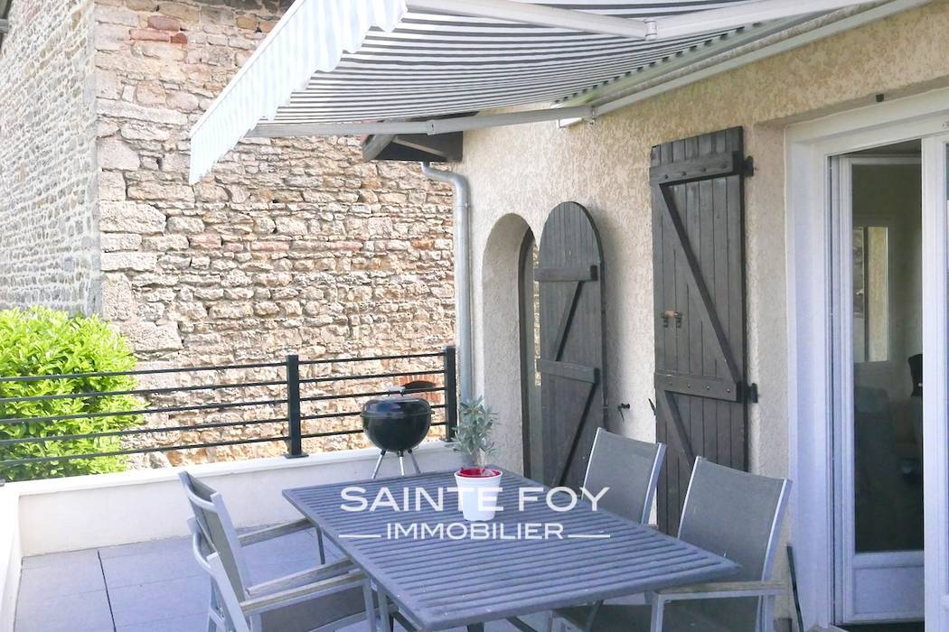 13656 image1 - Sainte Foy Immobilier - Ce sont des agences immobilières dans l'Ouest Lyonnais spécialisées dans la location de maison ou d'appartement et la vente de propriété de prestige.