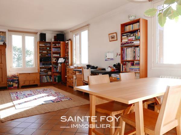 13680 image3 - Sainte Foy Immobilier - Ce sont des agences immobilières dans l'Ouest Lyonnais spécialisées dans la location de maison ou d'appartement et la vente de propriété de prestige.