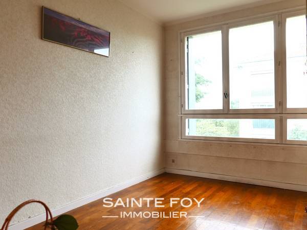 13848 image3 - Sainte Foy Immobilier - Ce sont des agences immobilières dans l'Ouest Lyonnais spécialisées dans la location de maison ou d'appartement et la vente de propriété de prestige.