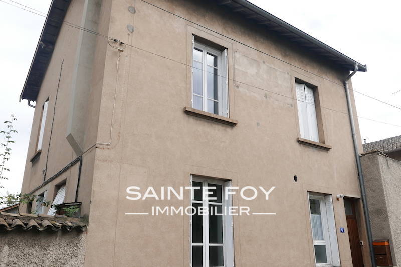 1761329 image1 - Sainte Foy Immobilier - Ce sont des agences immobilières dans l'Ouest Lyonnais spécialisées dans la location de maison ou d'appartement et la vente de propriété de prestige.