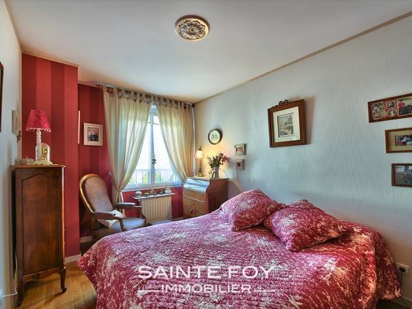 13957 image6 - Sainte Foy Immobilier - Ce sont des agences immobilières dans l'Ouest Lyonnais spécialisées dans la location de maison ou d'appartement et la vente de propriété de prestige.