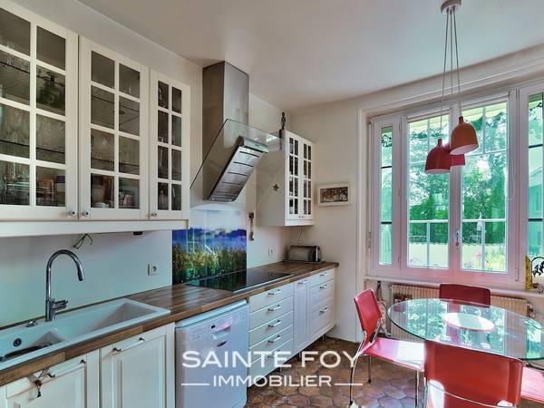 13995 image5 - Sainte Foy Immobilier - Ce sont des agences immobilières dans l'Ouest Lyonnais spécialisées dans la location de maison ou d'appartement et la vente de propriété de prestige.