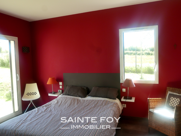 118241 image5 - Sainte Foy Immobilier - Ce sont des agences immobilières dans l'Ouest Lyonnais spécialisées dans la location de maison ou d'appartement et la vente de propriété de prestige.