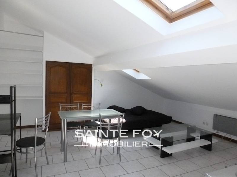 2019396 image1 - Sainte Foy Immobilier - Ce sont des agences immobilières dans l'Ouest Lyonnais spécialisées dans la location de maison ou d'appartement et la vente de propriété de prestige.