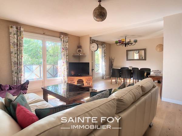 2019231 image2 - Sainte Foy Immobilier - Ce sont des agences immobilières dans l'Ouest Lyonnais spécialisées dans la location de maison ou d'appartement et la vente de propriété de prestige.