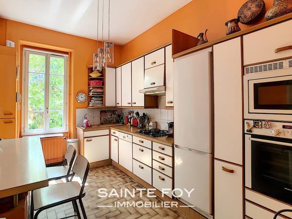 118269 image5 - Sainte Foy Immobilier - Ce sont des agences immobilières dans l'Ouest Lyonnais spécialisées dans la location de maison ou d'appartement et la vente de propriété de prestige.