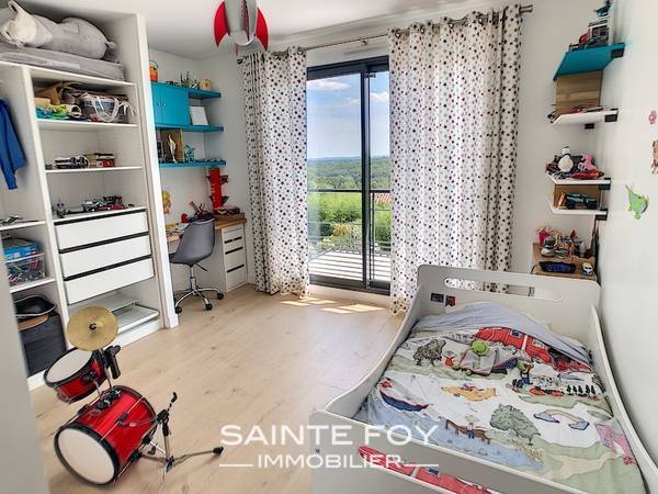 2019418 image4 - Sainte Foy Immobilier - Ce sont des agences immobilières dans l'Ouest Lyonnais spécialisées dans la location de maison ou d'appartement et la vente de propriété de prestige.