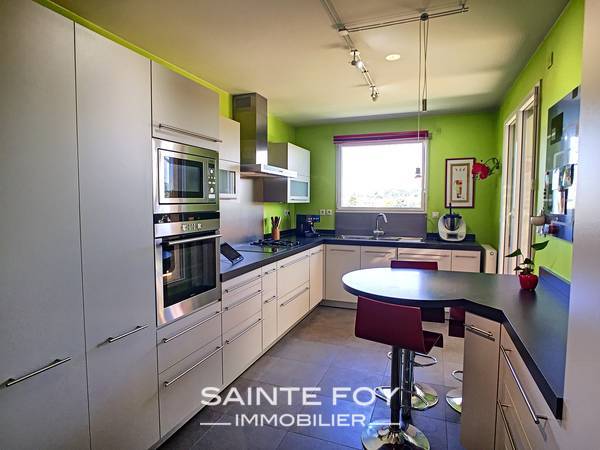 2019082 image5 - Sainte Foy Immobilier - Ce sont des agences immobilières dans l'Ouest Lyonnais spécialisées dans la location de maison ou d'appartement et la vente de propriété de prestige.