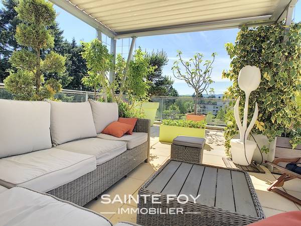 2019082 image9 - Sainte Foy Immobilier - Ce sont des agences immobilières dans l'Ouest Lyonnais spécialisées dans la location de maison ou d'appartement et la vente de propriété de prestige.