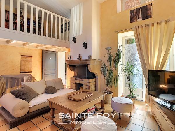 2019574 image2 - Sainte Foy Immobilier - Ce sont des agences immobilières dans l'Ouest Lyonnais spécialisées dans la location de maison ou d'appartement et la vente de propriété de prestige.