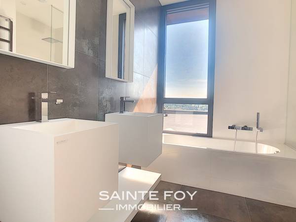 2019098 image8 - Sainte Foy Immobilier - Ce sont des agences immobilières dans l'Ouest Lyonnais spécialisées dans la location de maison ou d'appartement et la vente de propriété de prestige.