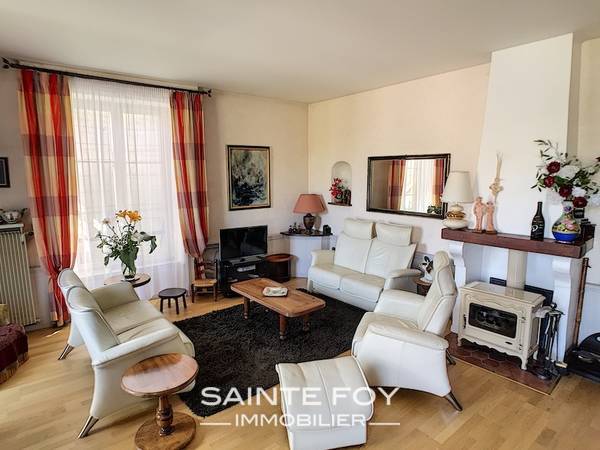 2019568 image4 - Sainte Foy Immobilier - Ce sont des agences immobilières dans l'Ouest Lyonnais spécialisées dans la location de maison ou d'appartement et la vente de propriété de prestige.