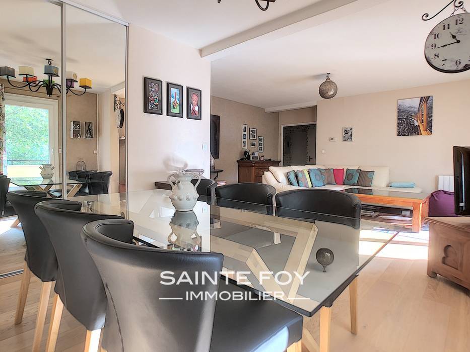 1761381 image1 - Sainte Foy Immobilier - Ce sont des agences immobilières dans l'Ouest Lyonnais spécialisées dans la location de maison ou d'appartement et la vente de propriété de prestige.