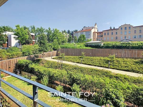 2019621 image7 - Sainte Foy Immobilier - Ce sont des agences immobilières dans l'Ouest Lyonnais spécialisées dans la location de maison ou d'appartement et la vente de propriété de prestige.