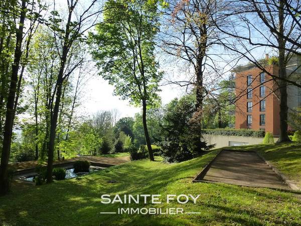 2019393 image7 - Sainte Foy Immobilier - Ce sont des agences immobilières dans l'Ouest Lyonnais spécialisées dans la location de maison ou d'appartement et la vente de propriété de prestige.