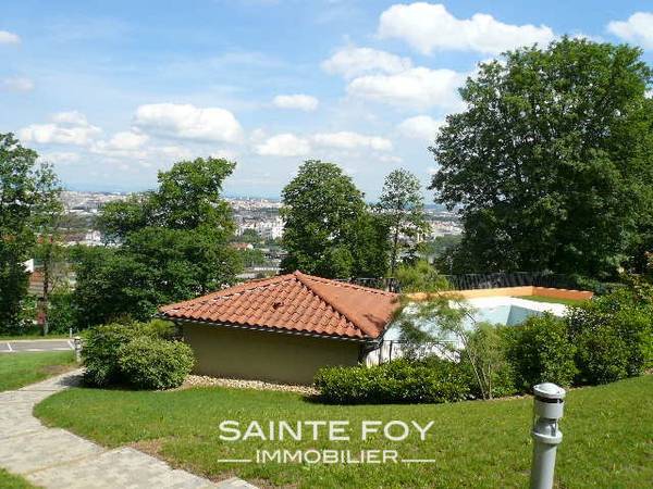 2019393 image8 - Sainte Foy Immobilier - Ce sont des agences immobilières dans l'Ouest Lyonnais spécialisées dans la location de maison ou d'appartement et la vente de propriété de prestige.