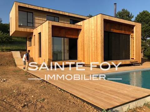 2019398 image1 - Sainte Foy Immobilier - Ce sont des agences immobilières dans l'Ouest Lyonnais spécialisées dans la location de maison ou d'appartement et la vente de propriété de prestige.