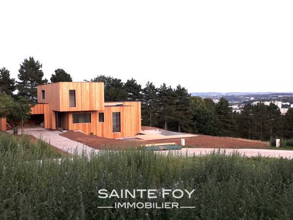 2019398 image4 - Sainte Foy Immobilier - Ce sont des agences immobilières dans l'Ouest Lyonnais spécialisées dans la location de maison ou d'appartement et la vente de propriété de prestige.