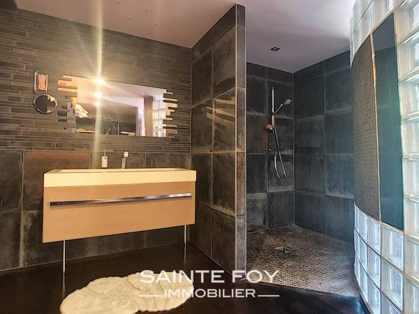 2019618 image6 - Sainte Foy Immobilier - Ce sont des agences immobilières dans l'Ouest Lyonnais spécialisées dans la location de maison ou d'appartement et la vente de propriété de prestige.