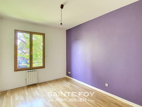 2019696 image8 - Sainte Foy Immobilier - Ce sont des agences immobilières dans l'Ouest Lyonnais spécialisées dans la location de maison ou d'appartement et la vente de propriété de prestige.