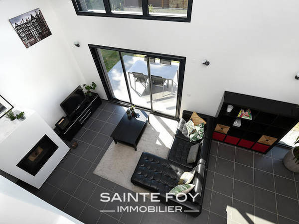 12135 image7 - Sainte Foy Immobilier - Ce sont des agences immobilières dans l'Ouest Lyonnais spécialisées dans la location de maison ou d'appartement et la vente de propriété de prestige.
