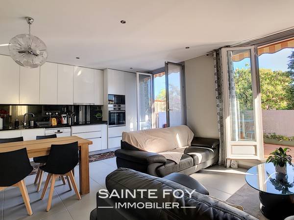 118299 image6 - Sainte Foy Immobilier - Ce sont des agences immobilières dans l'Ouest Lyonnais spécialisées dans la location de maison ou d'appartement et la vente de propriété de prestige.
