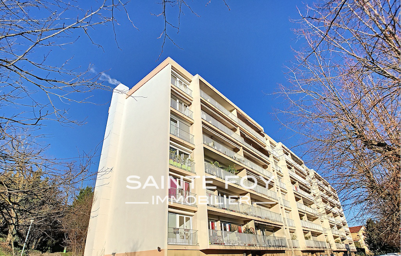 118415 image1 - Sainte Foy Immobilier - Ce sont des agences immobilières dans l'Ouest Lyonnais spécialisées dans la location de maison ou d'appartement et la vente de propriété de prestige.