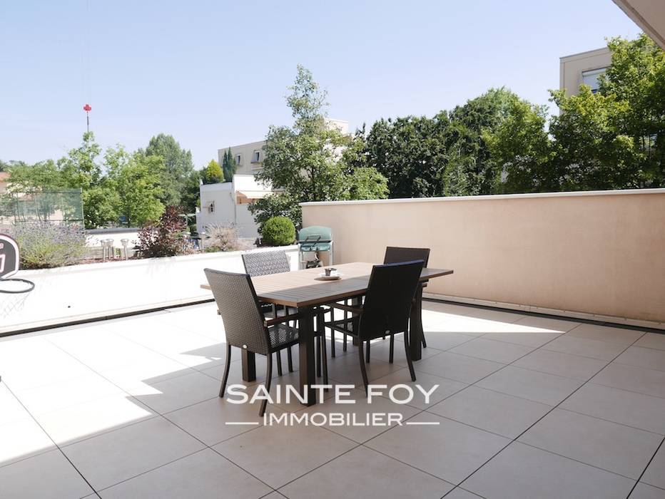 1761405 image1 - Sainte Foy Immobilier - Ce sont des agences immobilières dans l'Ouest Lyonnais spécialisées dans la location de maison ou d'appartement et la vente de propriété de prestige.