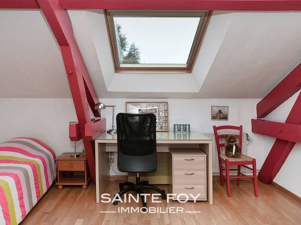 1761407 image6 - Sainte Foy Immobilier - Ce sont des agences immobilières dans l'Ouest Lyonnais spécialisées dans la location de maison ou d'appartement et la vente de propriété de prestige.