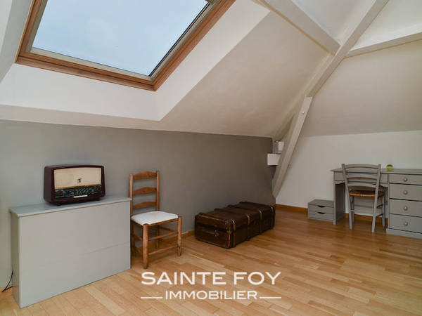 1761407 image8 - Sainte Foy Immobilier - Ce sont des agences immobilières dans l'Ouest Lyonnais spécialisées dans la location de maison ou d'appartement et la vente de propriété de prestige.
