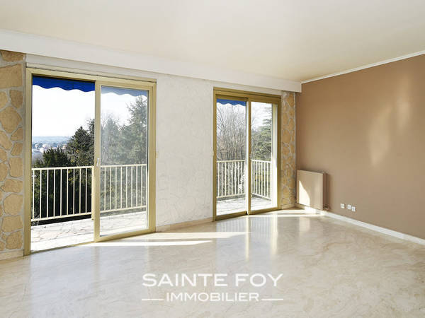 2019008 image2 - Sainte Foy Immobilier - Ce sont des agences immobilières dans l'Ouest Lyonnais spécialisées dans la location de maison ou d'appartement et la vente de propriété de prestige.
