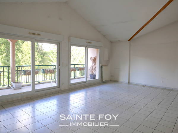1761400 image3 - Sainte Foy Immobilier - Ce sont des agences immobilières dans l'Ouest Lyonnais spécialisées dans la location de maison ou d'appartement et la vente de propriété de prestige.