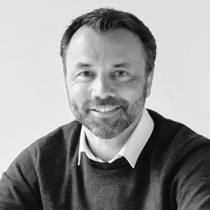 Portrait glg noir et blanc 1  - Sainte Foy Immobilier - Ce sont des agences immobilières dans l'Ouest Lyonnais spécialisées dans la location de maison ou d'appartement et la vente de propriété de prestige.